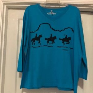 Top - 3/4 length sleeve